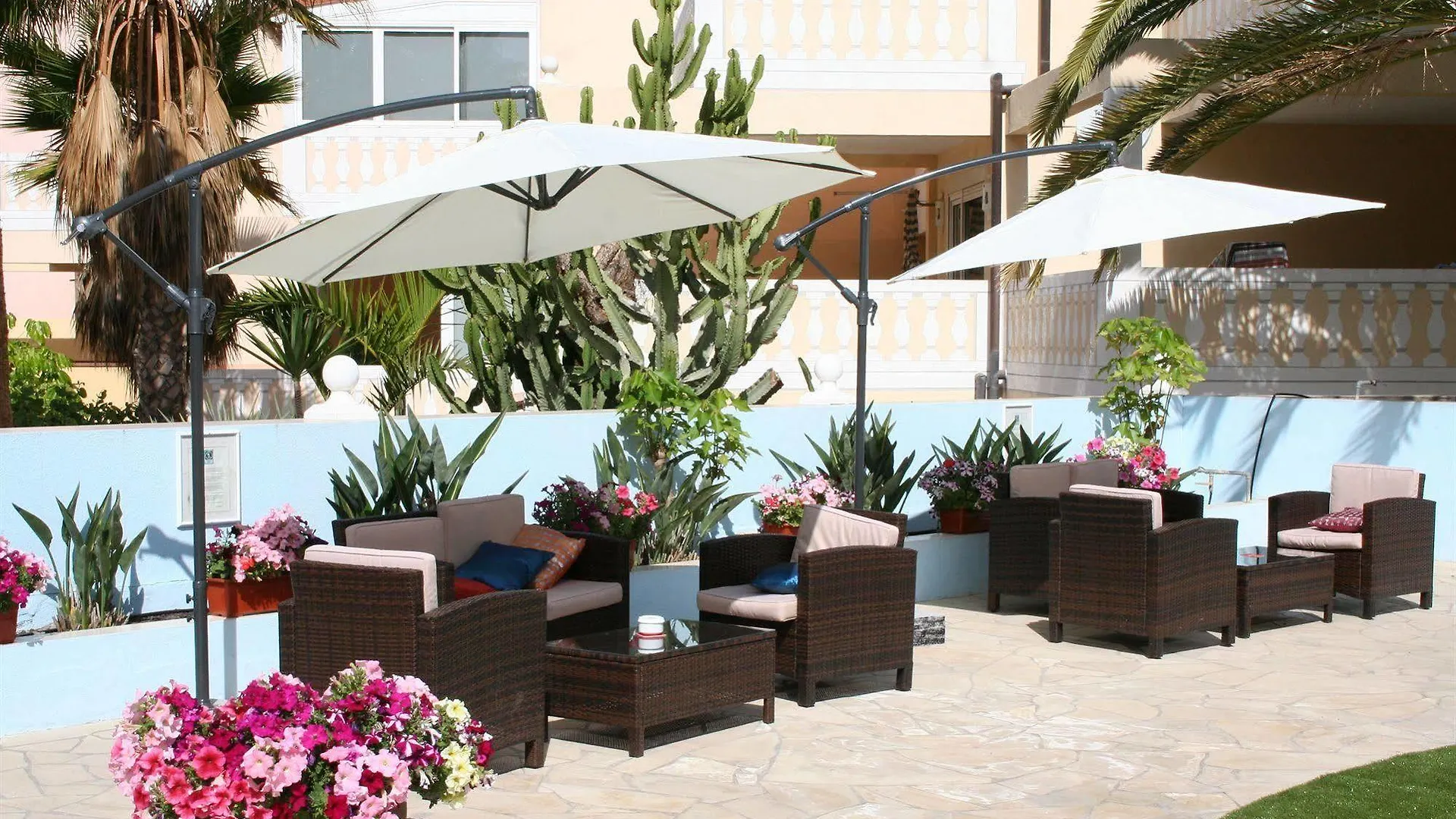 Chayofa Country Club Aparthotel Playa de las Americas  3*, Playa de las Americas (Tenerife) Spain