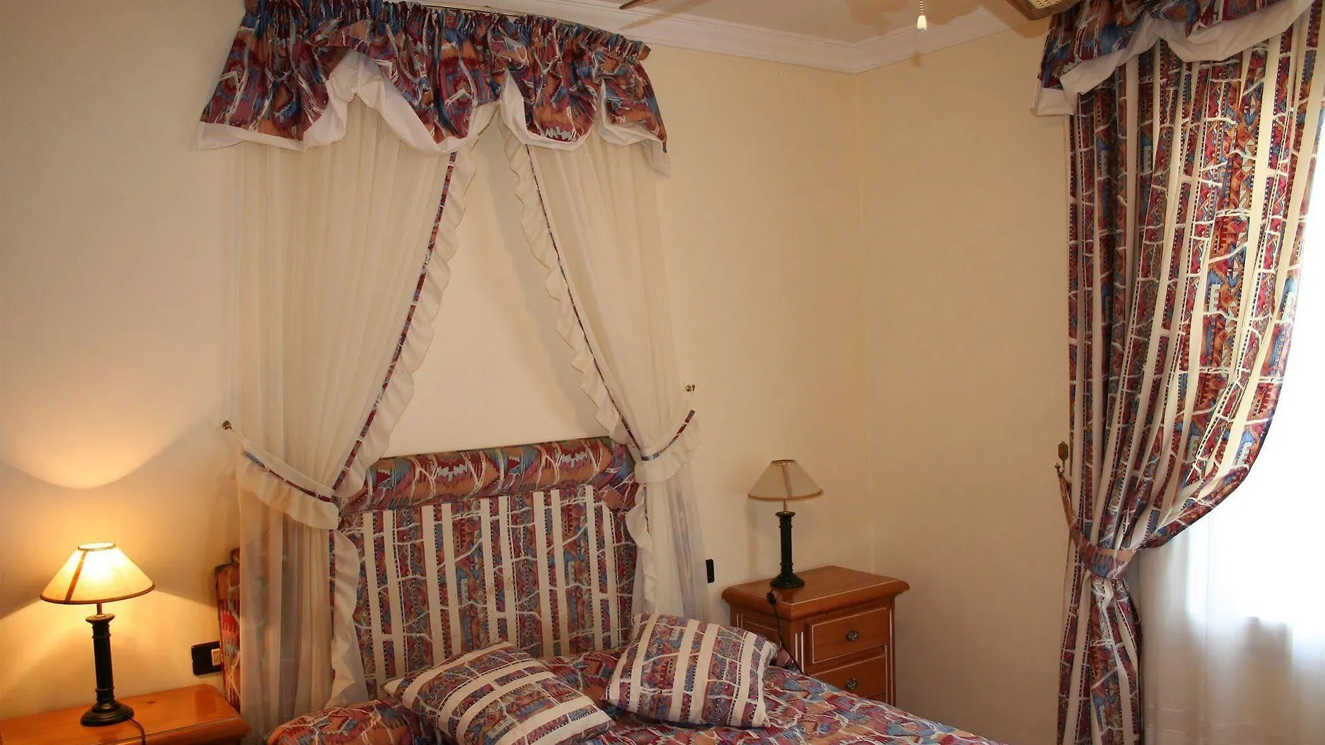 Chayofa Country Club Aparthotel Playa de las Americas  3*, Playa de las Americas (Tenerife)